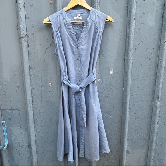 Malvin Blue Linen Midi Dress, Small - Picture 1 of 9
